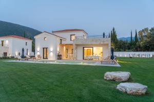 Ionian Trilogy Luxury Villas Kefalloniá Greece