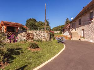 Maisons de vacances Sunny and well restored and furnished house near a large recreational lake : photos des chambres