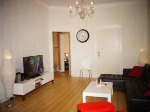 TOP LAGE! Appartement im Herzen von Einbeck! 3 Schlafzimmer, Garten! - Hullersen