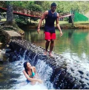 El Nido Cerro Azul - 塞罗阿苏尔