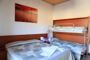 Quadruple Room with Balcony room in Hotel Virginia