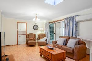 문타 베이 Moonta Bay Accommodation 4성급 게스트하우스 스위트룸
