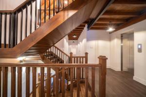 Pedro Barn Hotel at Little England Cottages