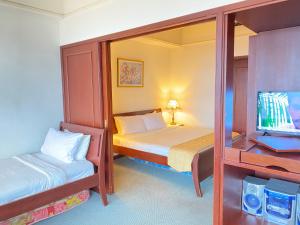 Jenet Service Suite At Times Square KL