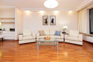 Warsaw City Center Exclusive by Renters Prestige