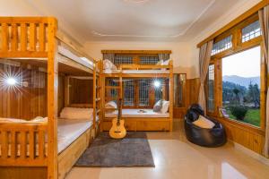 Zostel Shangarh, Kullu