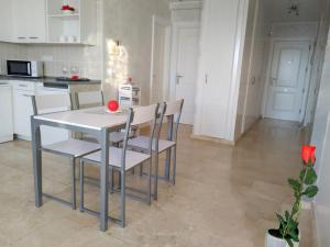 Ocean View Elegant Magic Apartment