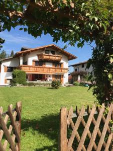 Schneehaus Chalet - 3hvězdičkové hotely ve městě Ehrwald