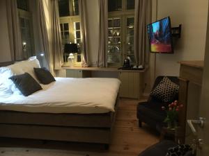 Rooms With A View