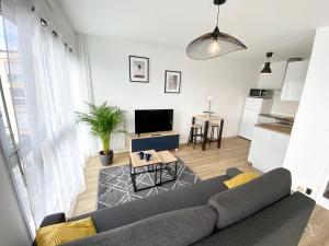 Appartements L'INDUSTRIEL CHIC, 2 PIECES AVEC VU IMPRENABLE SUR ROUEN : photos des chambres