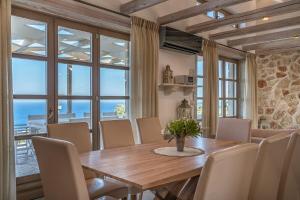 Vilotel Luxury Villaszakynthos Moore Villa 8 Guests - 4 Bed Agios Nikolaos