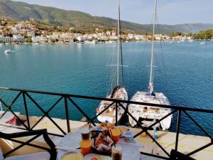 The Manessi City Boutique Hotel Poros-Island Greece