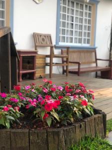 Pousada Ararinha Azul - Campos do Jordão