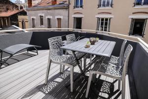 Appartements CHARMANT T3 JAUDE + TERRASSE ET GARAGE : photos des chambres