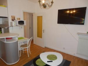 Appartements Agreable appartement 2 pieces a forbach avec Garage ferme - check in autonome : photos des chambres