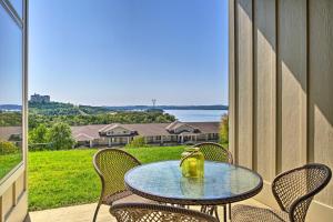 Branson Condo with Table Rock Lake Views, Near Strip