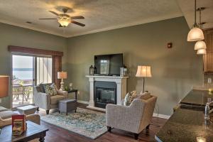 Branson Condo with Table Rock Lake Views, Near Strip