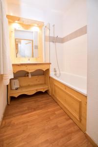 Appartements Hameau 8 101 - SPA & PISCINE studio 4 pers : photos des chambres