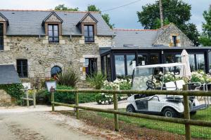 Hotels Manoir Des Douets Fleuris : photos des chambres