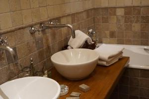 Hotels Manoir Des Douets Fleuris : photos des chambres