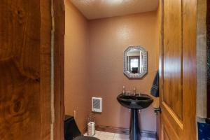 West Vail Condo Retreat