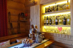 Magiczne Korale  Natural House  Restauracja  Sauna