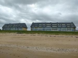 Appartements 57 M2 LES PIEDS DANS l EAU Cabourg : photos des chambres