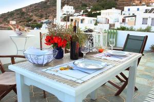 Sun & Sea Apartment Sifnos Greece