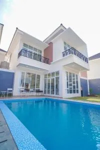 Marseillia Hills - Brujul