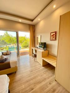 Sunny Place Resort Argolida Greece