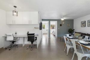 Suite lujo y comodidad 150MB Home Office Céntrico El Prado C12