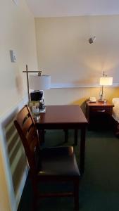 Comox Valley Inn & Suites