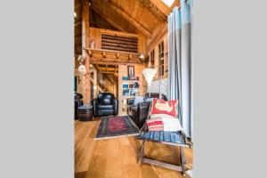 Chalets Beautiful, atypical loft in the Aravis : photos des chambres