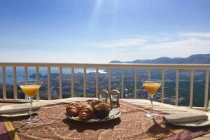 Seaview and sunday long in Los Pinos, Almuñecar, Andalusia