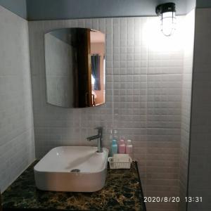 เรือนวรา - Wara Guesthouse