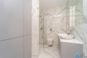 Tradycyjny Apartament 3city w Gdyni z Parkingiem by Noclegi Renters