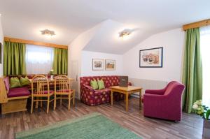 Apartment with Mountain View room in Hotel Garni Pra Posta