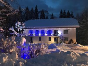 Chalets Le Moulin des Olirics : photos des chambres