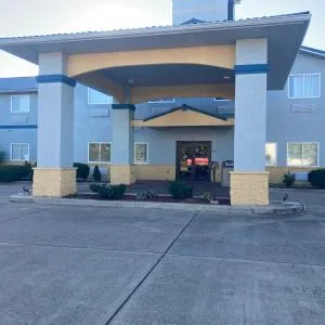 马丁斯维尔速8汽车旅馆 - 布卢明顿