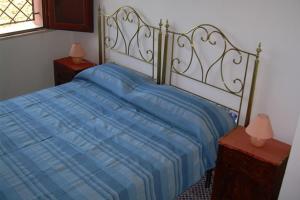Deluxe Two-Bedroom House with Garden View
