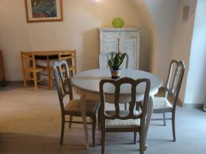 Appartements Appartement tout confort 2-4 personnes Joyeuse-ARDECHE : photos des chambres