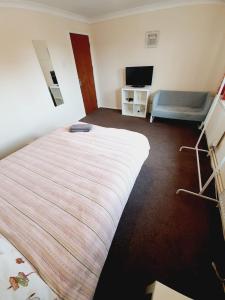 4 Bedroom Thundersley Apartment