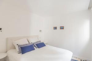 Appartements Renovated apartment on the VIEUX PORT : photos des chambres