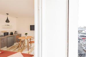 Appartements Renovated apartment on the VIEUX PORT : photos des chambres