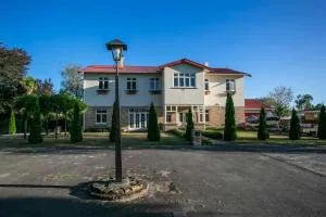 Penmarric House - Self Check-in - Leamington