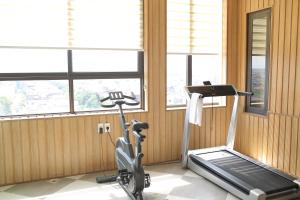 Lee Apartment & Hotel