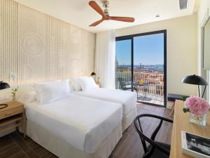 Classic Double Room (2 adults) room in H10 Imperial Tarraco 4* Sup