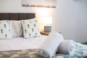 Spacious Sydney - TV in Every Bedroom! - Morriston