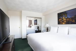 The Business Inn