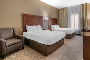 Queen Suite with Two Queen Beds and Sofa Bed room in Comfort Inn & Suites St Louis-O'Fallon